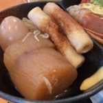 仙台の市場の寿司食堂で海鮮丼ランチ